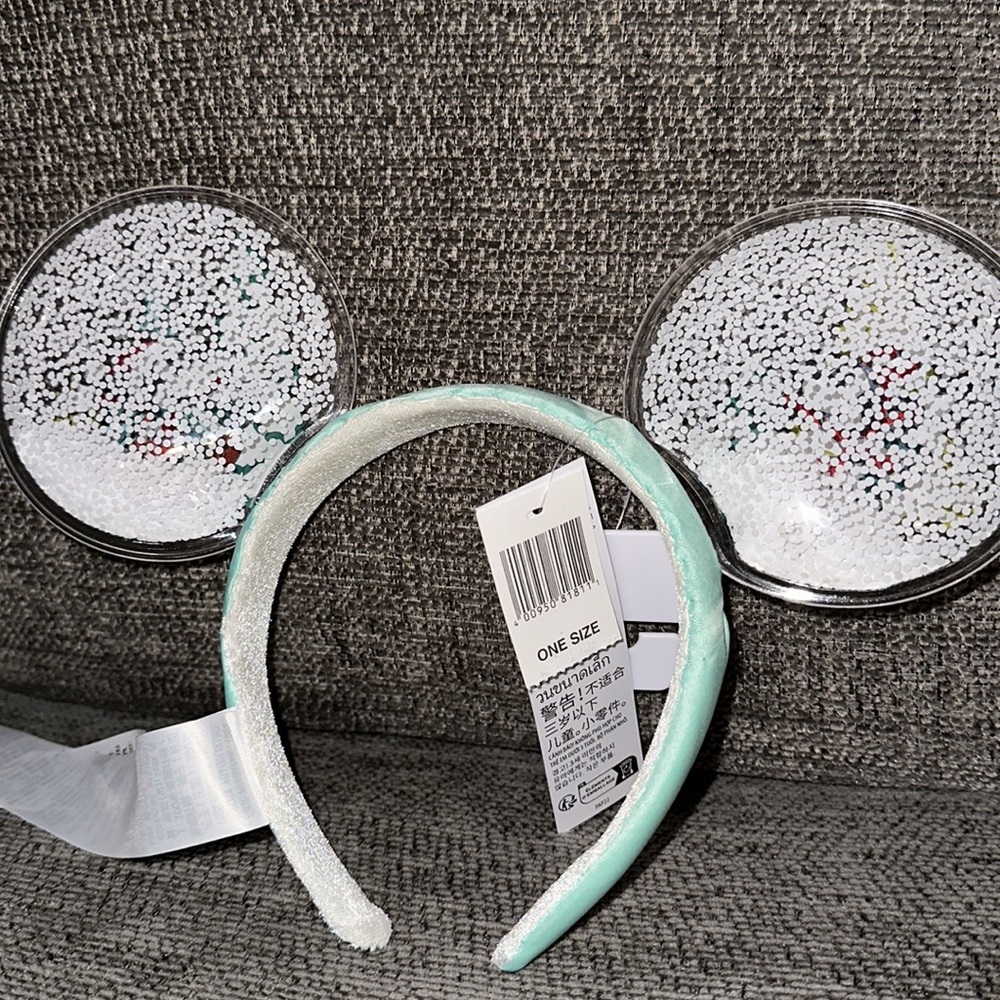 Disney Minnie and Mickey Holiday Christmas Snow Globe Ears - Picture 6 of 6